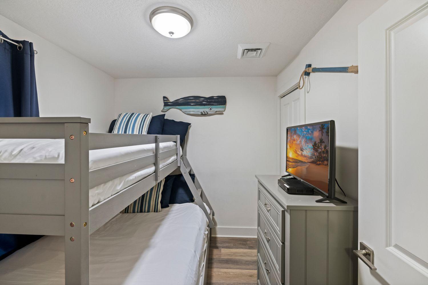 Holiday home Calypso 3 New Relax Unwind Luxury Pcb Next To Pier Park 3 Bed 2 Bath Pool Hot Tub Tikki Bar Panama City Beach